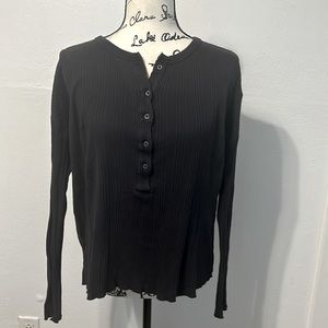 Doen black long sleeve tee shirt. Medium.